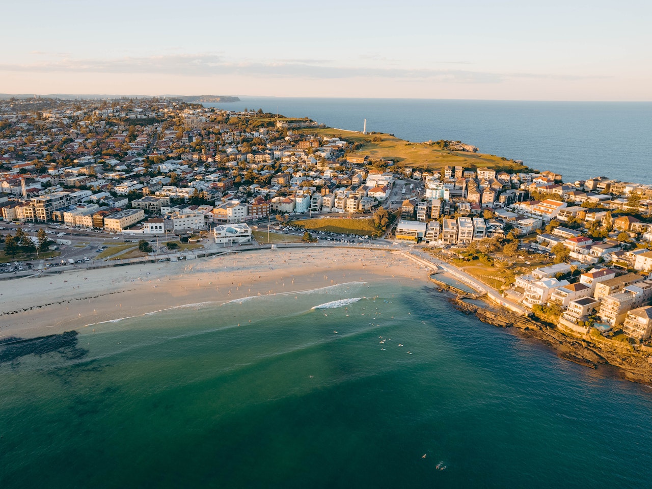 Bondi_Beach .jpg